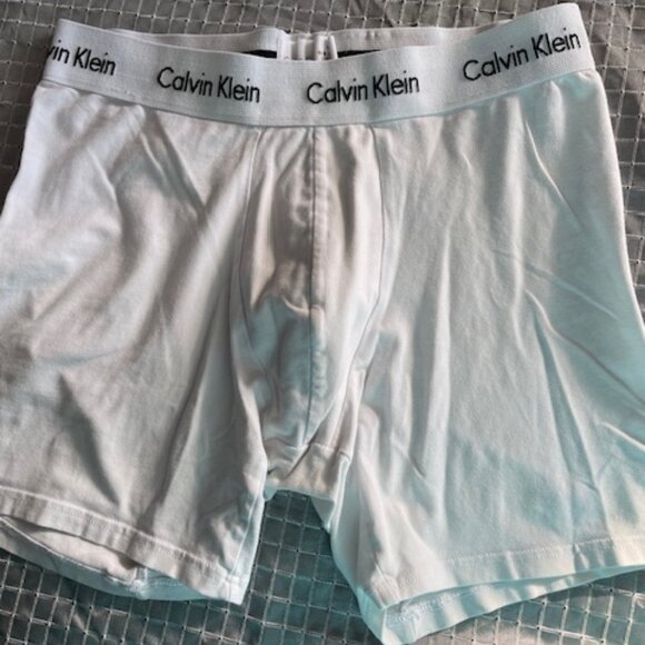 Calvin Klein boxer briefs size M - Picture 1 of 2